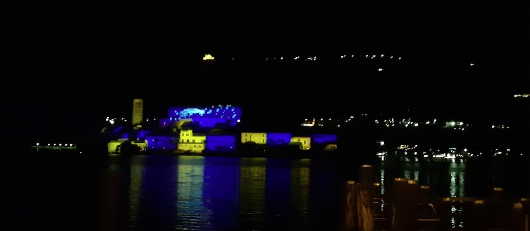 isola-san-giulio-illuminata