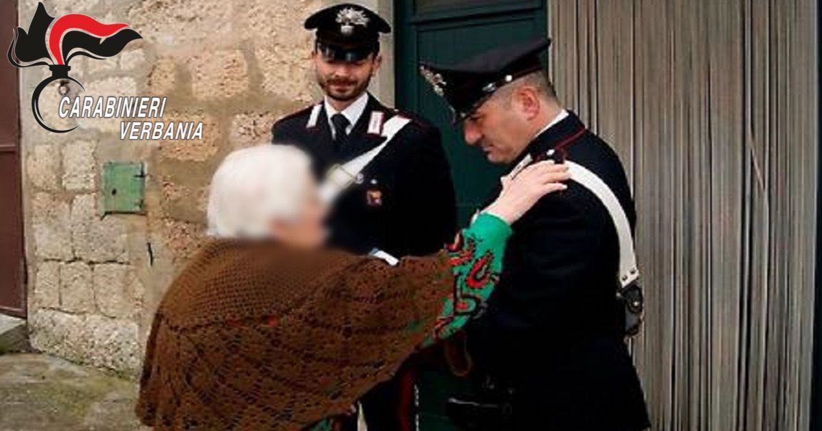 Carabinieri-aiutano-unanziana-truffata-per-sito-1