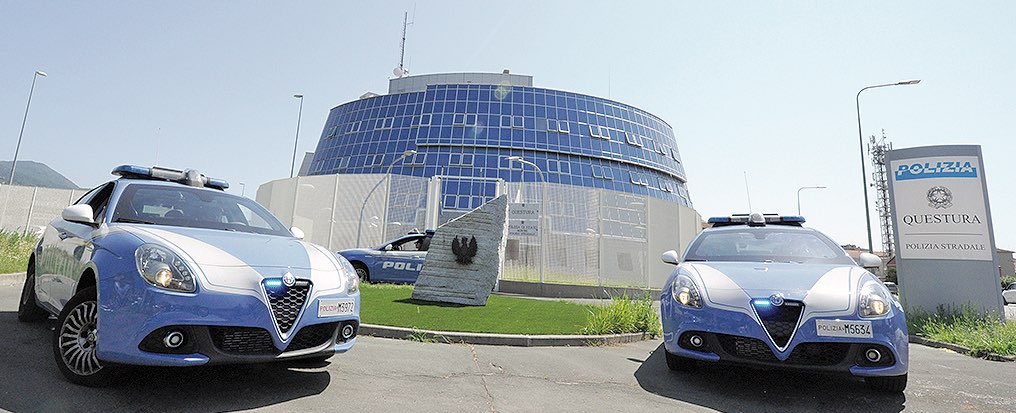auto-polizia-questura-1