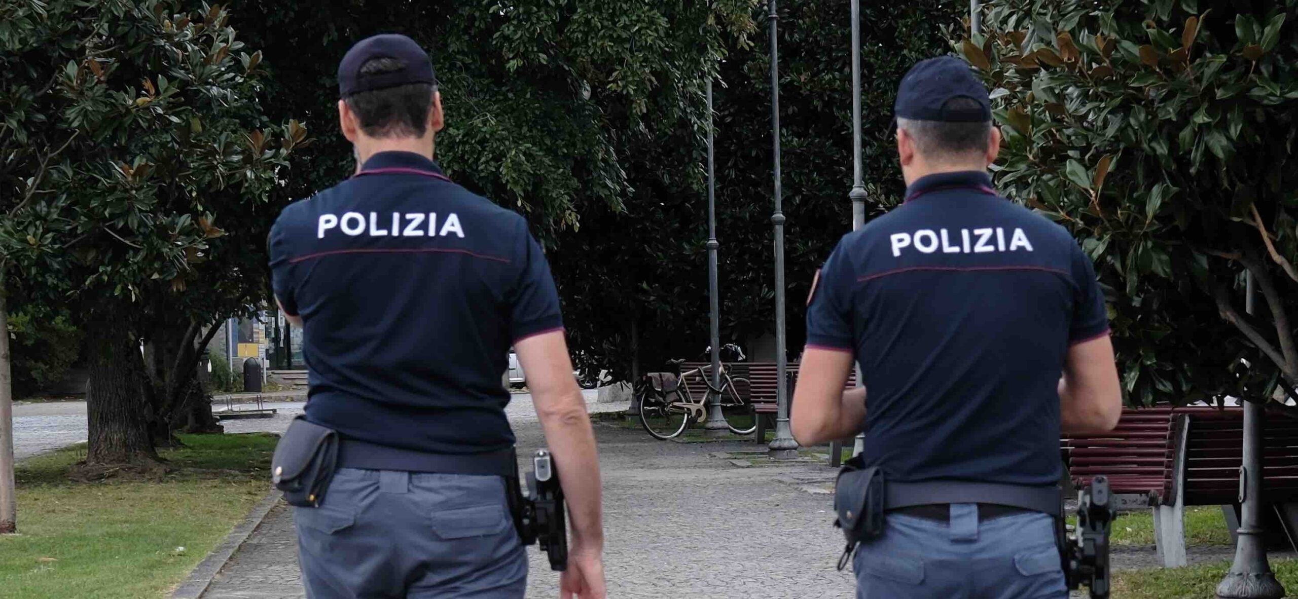 foto-polizia-esplusione-marocchino-26_06_25-copia