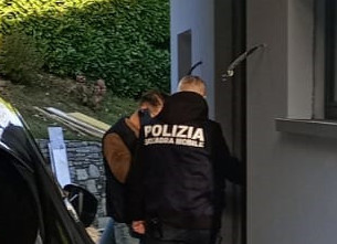 Squadra-mobile-con-logo.-copia