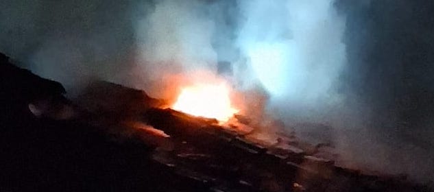 incendio-isola-pescatori-1-20_11_25-copia