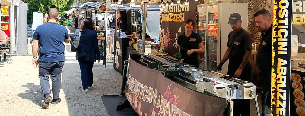 19-un-altro-scorcio-dello-street-food-copia