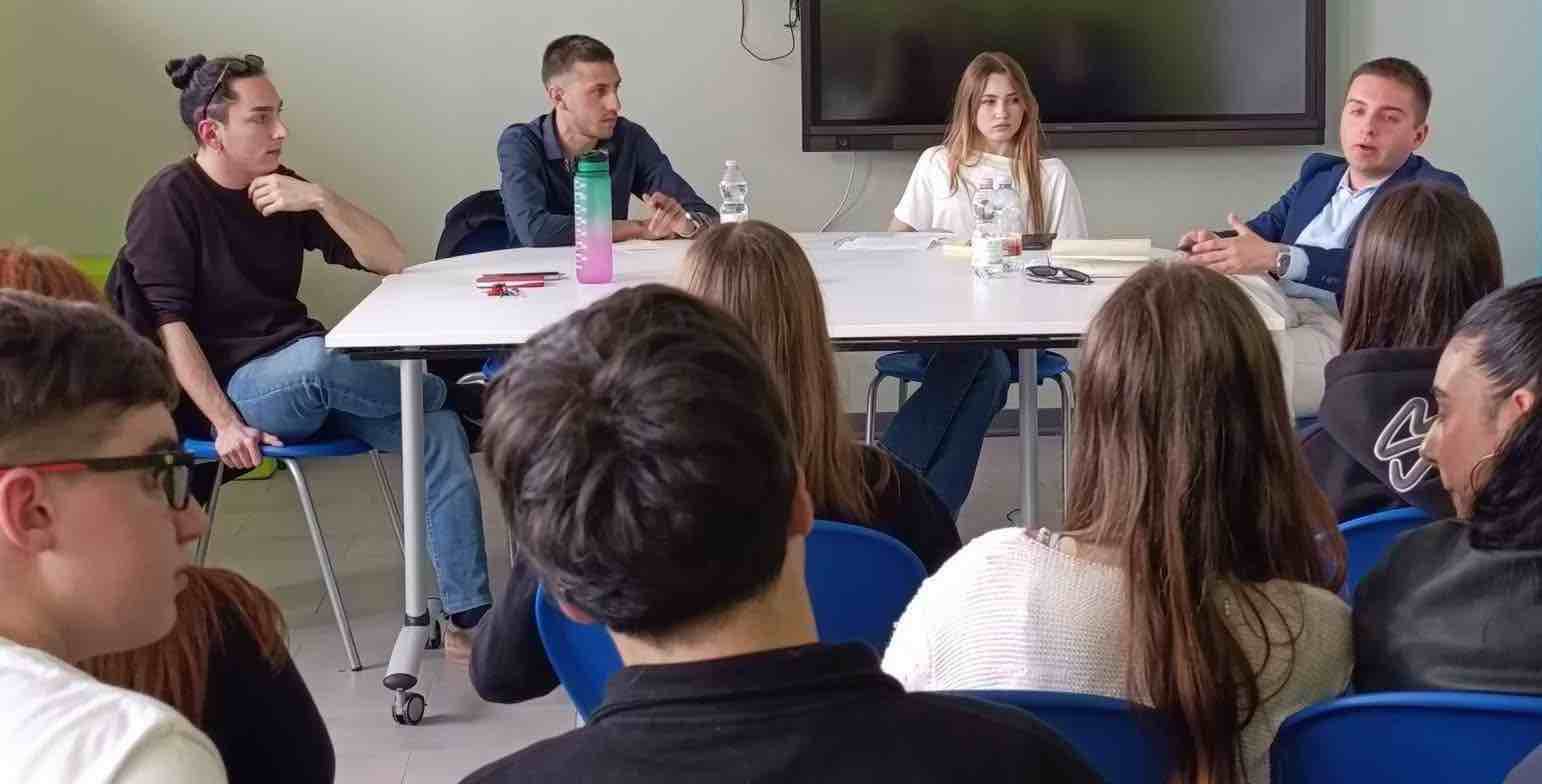 4-confronto-dibattito-2-copia