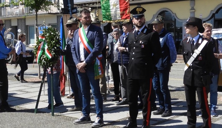 al-monumento-ai-17-martiri-copia