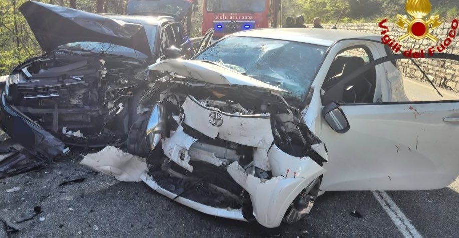 incidente-strada-statale-valle-vigezzo-09_04_26-copia