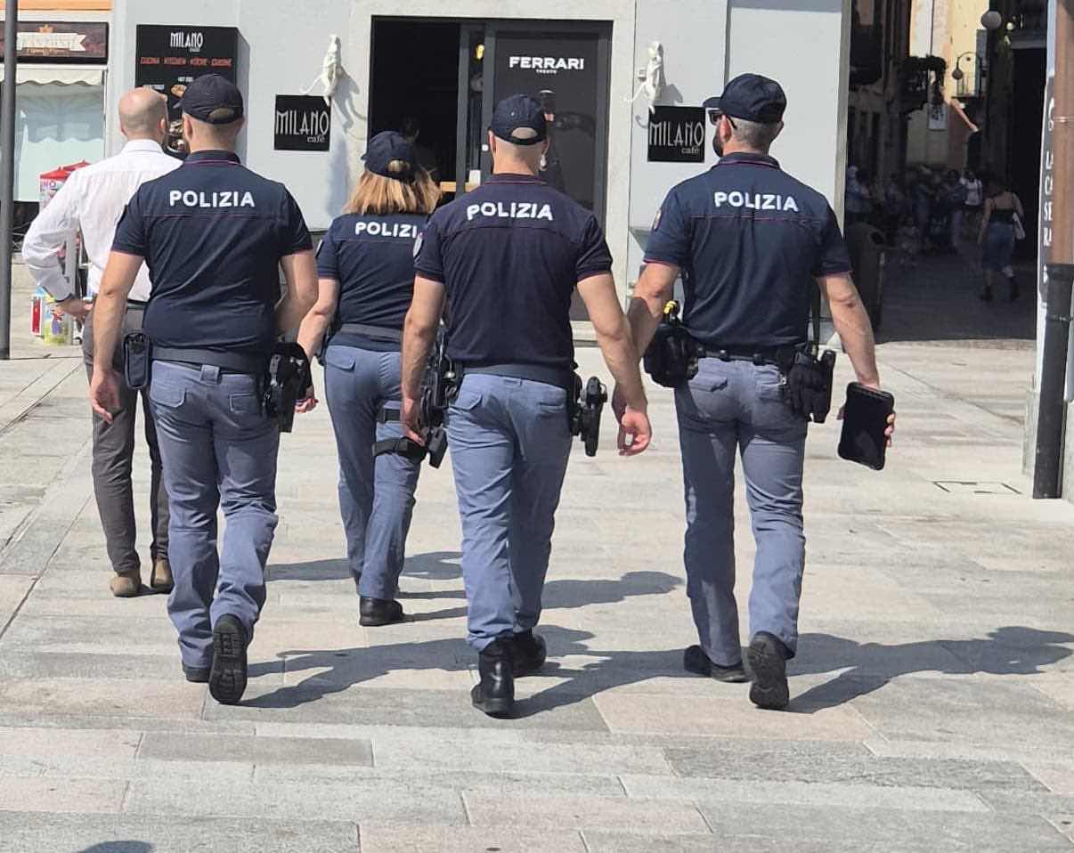 Polizia-di-Stato-controlli-straordinari-del-territorio-copia