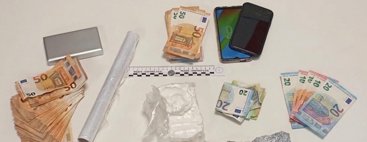 foto-polizia-per-nota-operazione-antidroga-23_06_26-copia