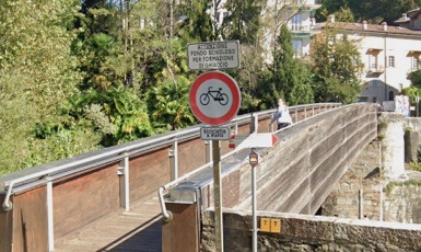 Ponte-pedonale-sul-San-Giovanni-Verbania-copia